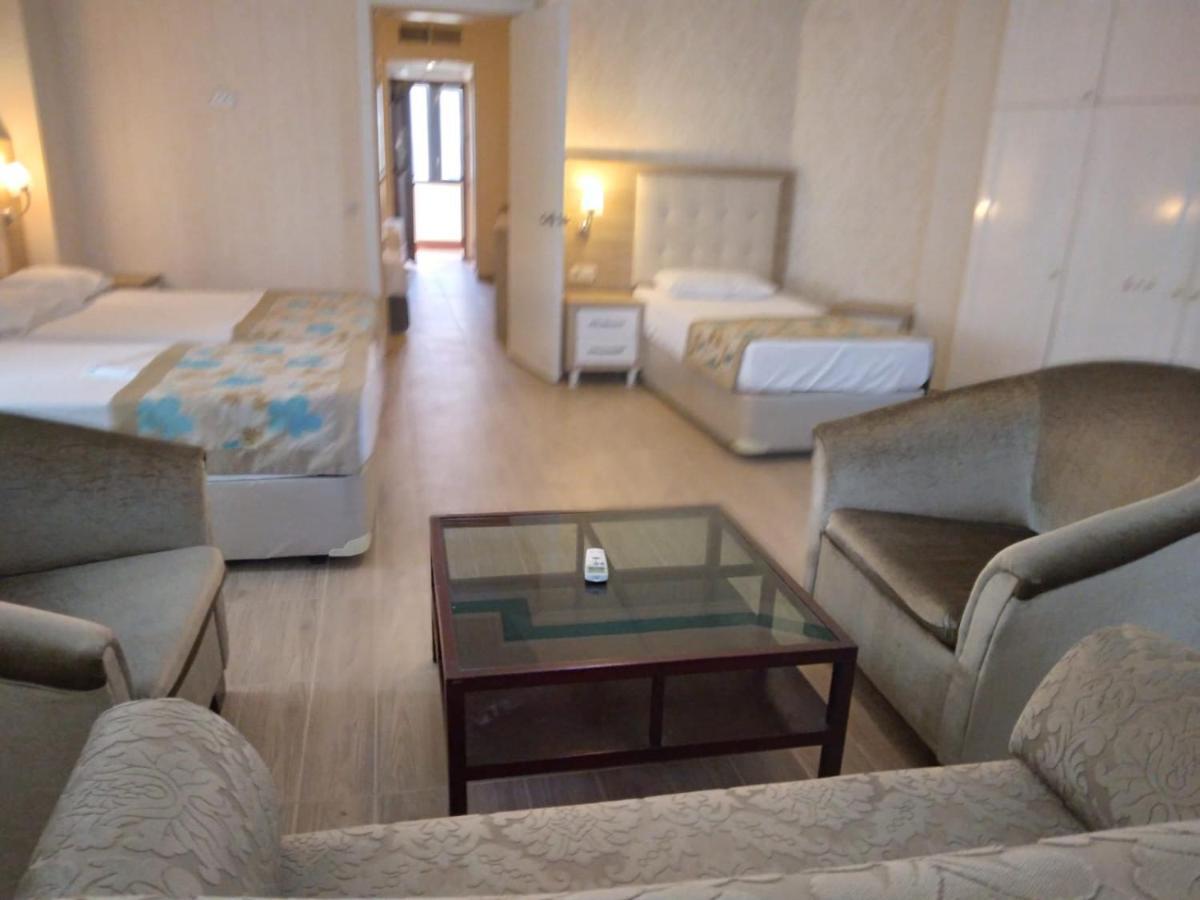 Cender Hotel Antalya Exteriör bild