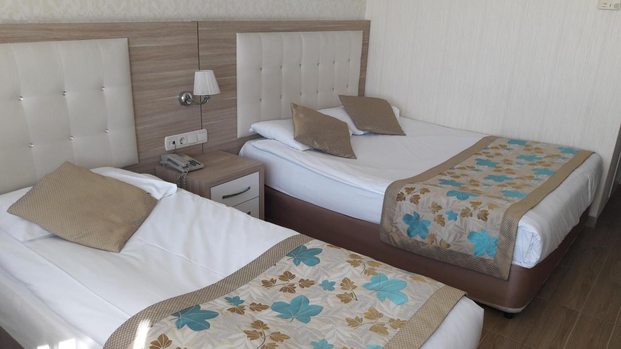 Cender Hotel Antalya Exteriör bild